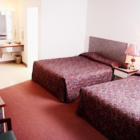Country Club Inn Lacombe Εξωτερικό φωτογραφία