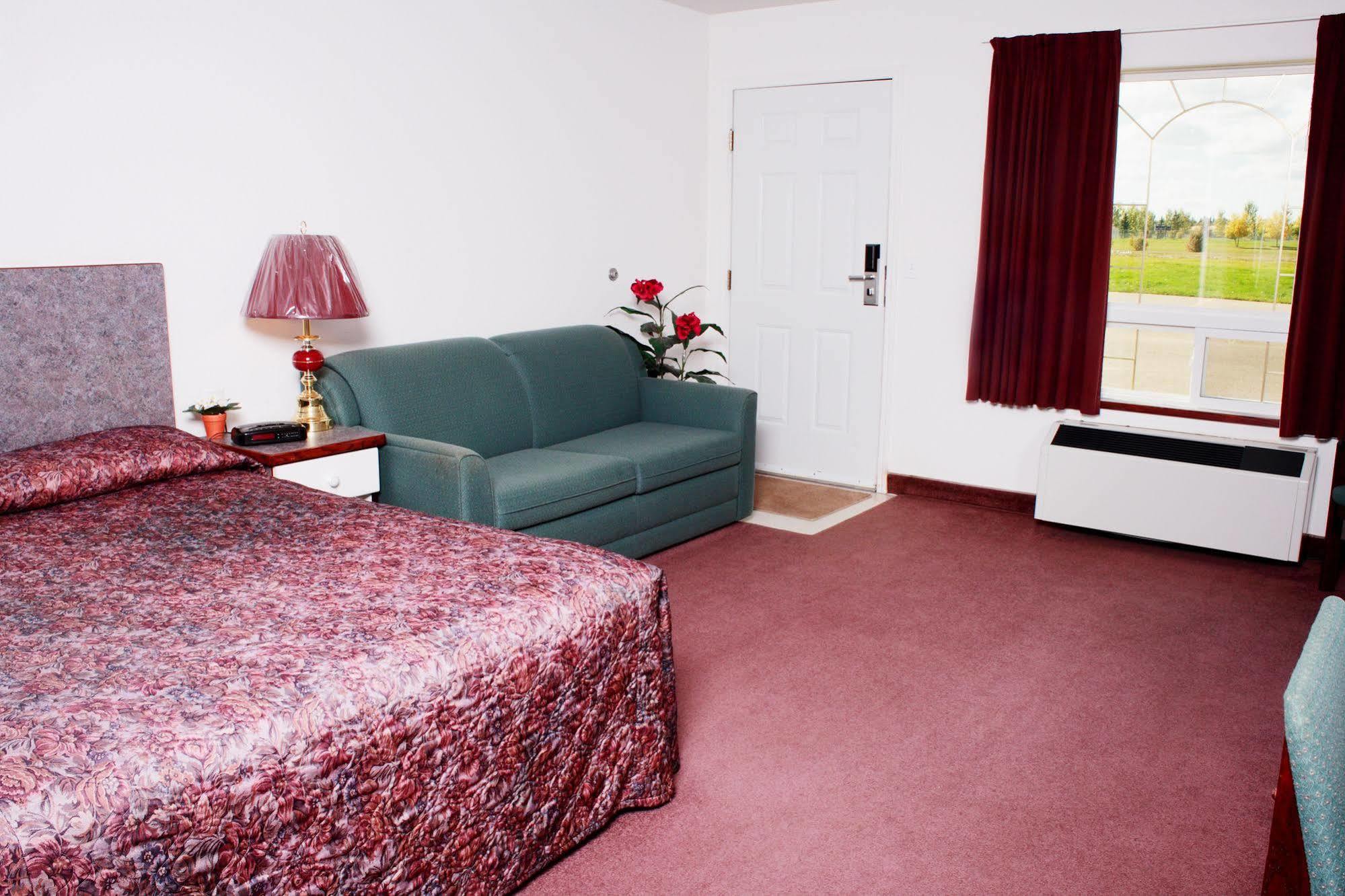 Country Club Inn Lacombe Εξωτερικό φωτογραφία
